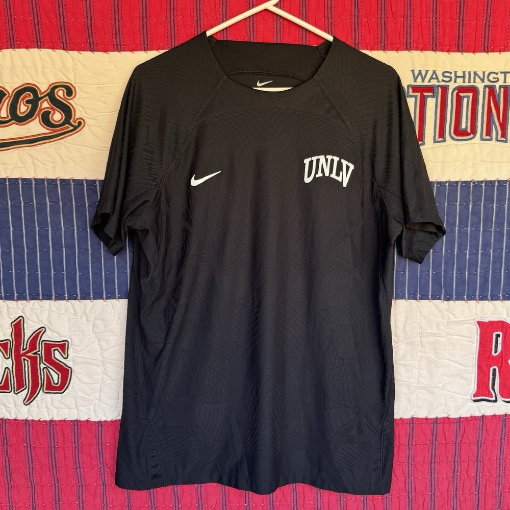 Size XL - Nike Dri-FIT ADV Vapor 4 Knit Soccer Jersey - DR0671-010‎ - Black UNLV